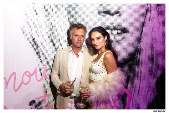 Amour Love Amour Love