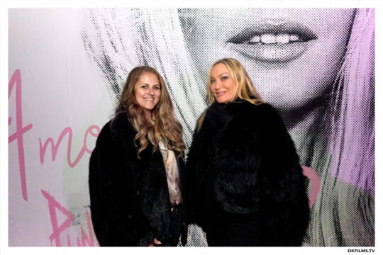 Amour Love Amour Love